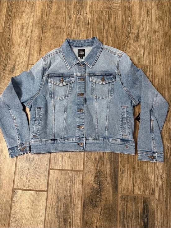 LuLaRoe Jackets & Blazers - LuLaRoe Light Blue Denim Jean Jacket NWT Medium